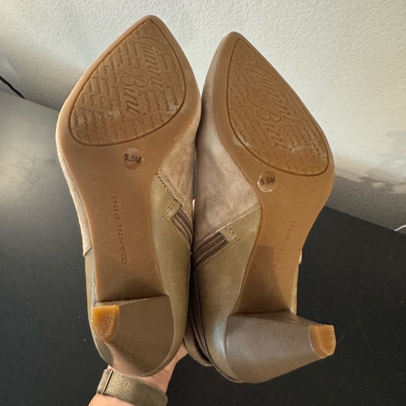 Gianni‎ Bini Women’s Beige Booties Size 5.5 - Picture 8 of 9